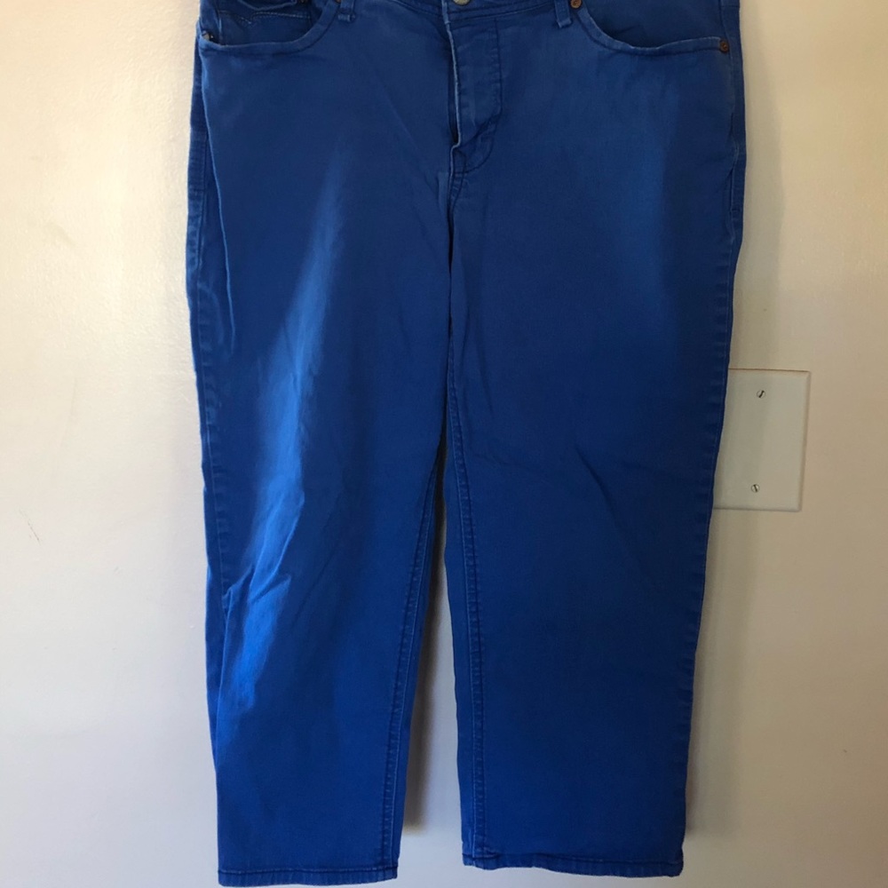 Women’s capris